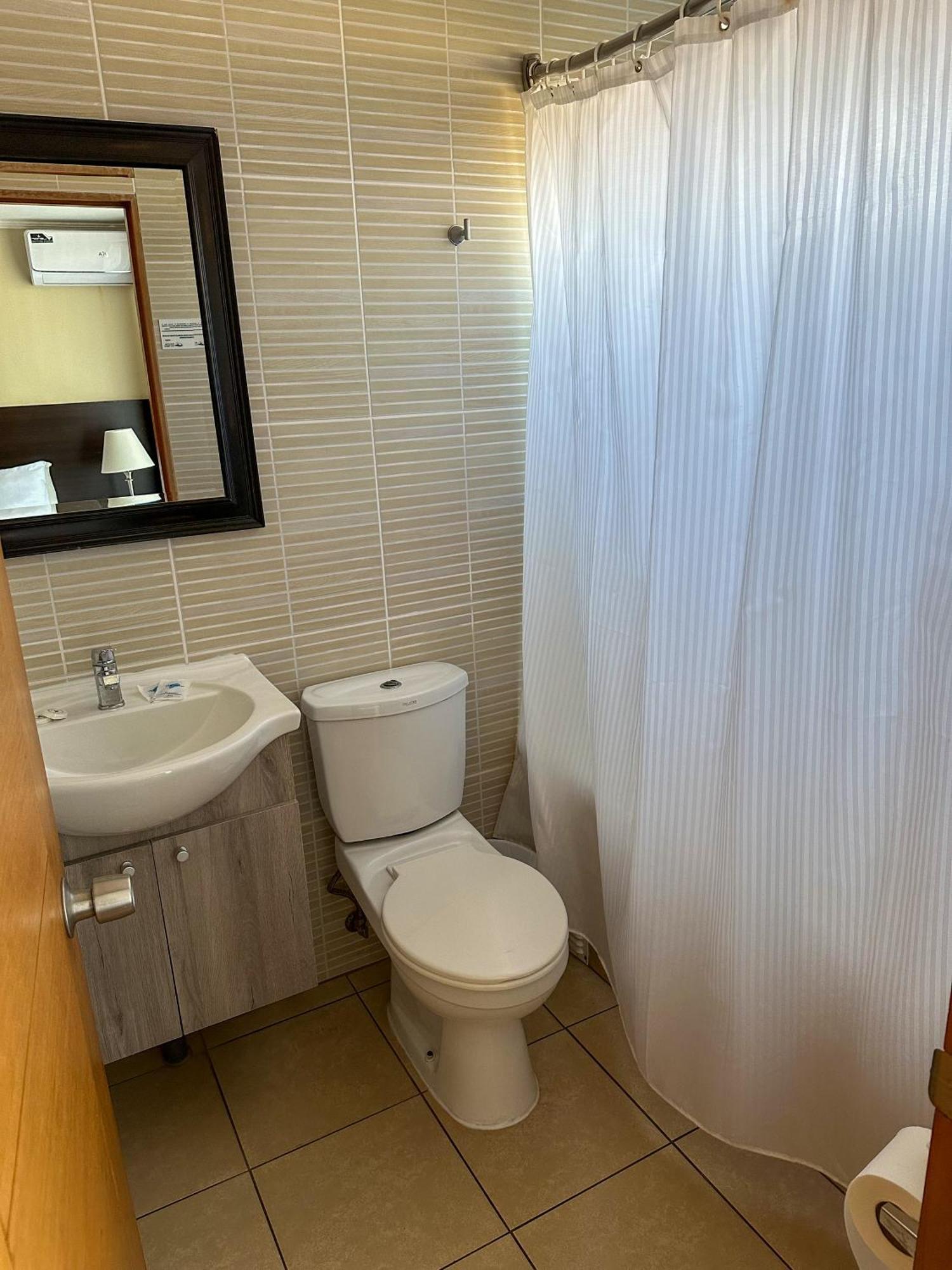 Hotel & Spa Las Taguas Arica Exterior photo